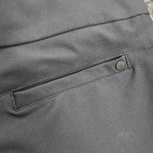 TAIL Golf Shorts 8 - Picture 5 of 7